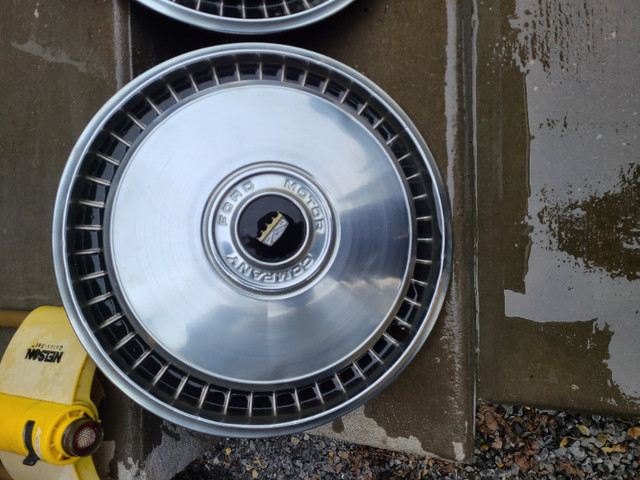 1970s 1980s F100 F150 F250 F350 Hubcap Hub Cap set of 4 in Tires & Rims in Strathcona County - Image 2