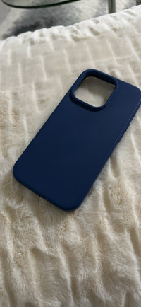 Iphone 14 pro JETech cover include screen protector 