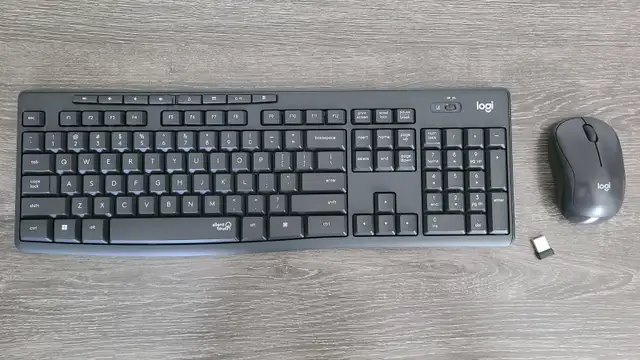 Logitech MK295 Wireless Mouse and Keyboard Combo (Silent Clicks)