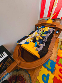 Boat bed for kids