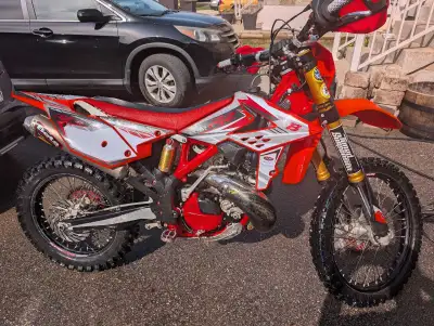 2016 Beta 250RR for sale in amazing condition, With a fresh Top end only 6 hours on it. New front an...