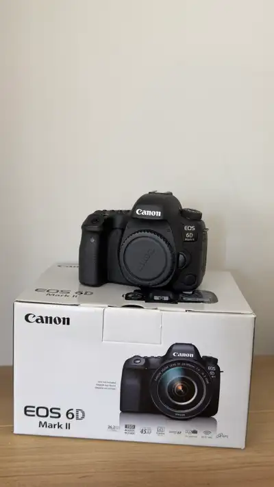 Camera Body, No Lense Willing to trade for good condition lenses