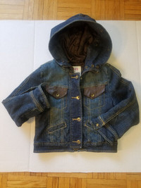 GIRLS DENIM JACKET SIZE SMALL (5/6)