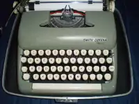 Smith-Corona Portable Manual Typewriter