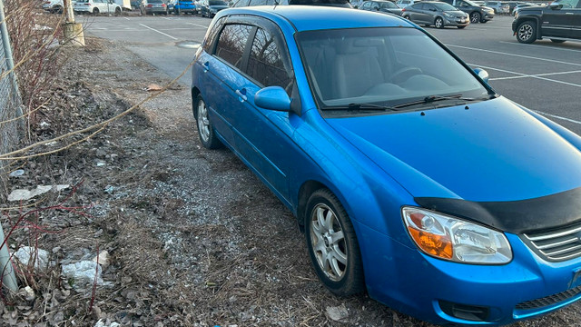 Kia Spectra5 Lx  dans Autos et camions  à Région de Markham/York - Image 3