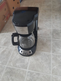 Coffee make machine, like new, in excellent working condition