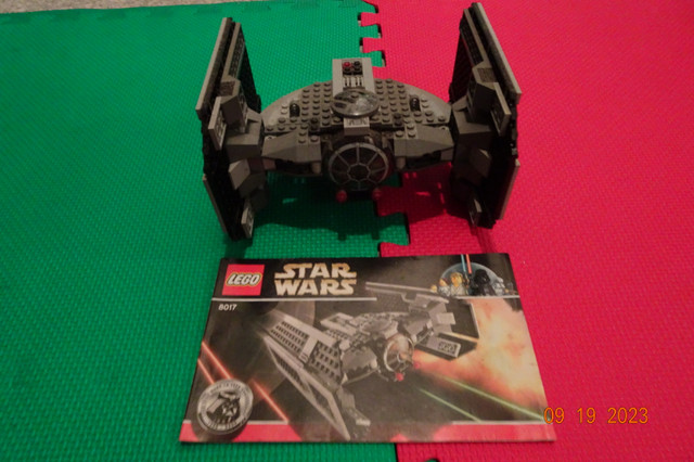 Star Wars Lego set # 8017 *vehicle only* in Toys & Games in Winnipeg