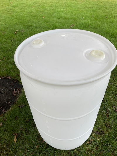 Rain Barrell 50 Gallons/ 18.9 Litres $40.00 403-274-1250