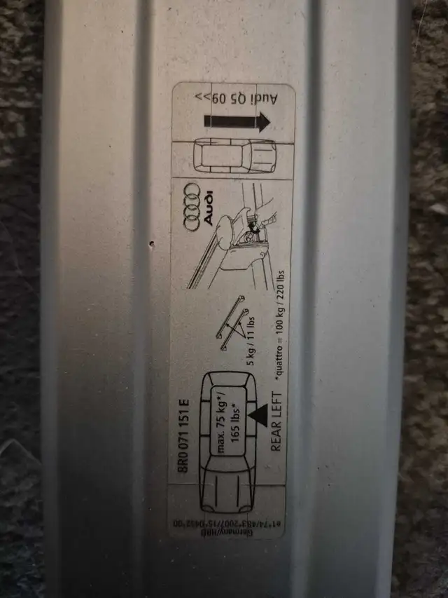 Audi Q5 Rails de toit in Auto Body Parts in Longueuil / South Shore - Image 3