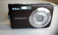 Nikon Coolpix S210 8MP Digital Camera / Open Box - Complete