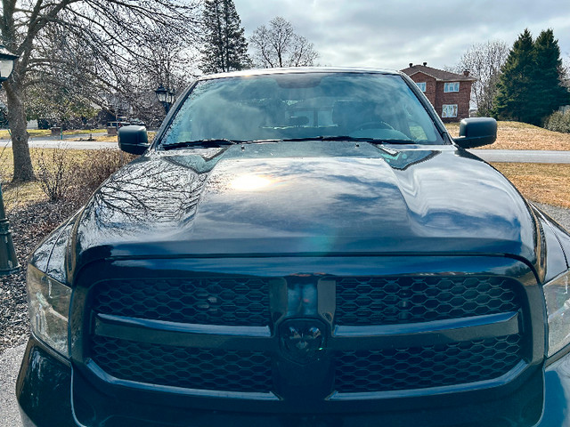 2019 Dodge Ram 1500 Classic 4x4 dans Autos et camions  à Ottawa - Image 2