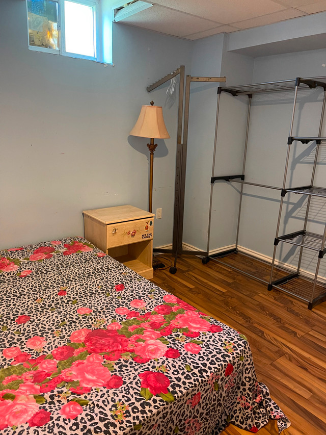 Room for rent in Room Rentals & Roommates in Barrie