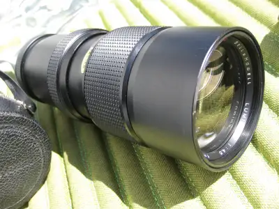 Minolta MD Mount 80-250mm f4.5 Zoom Lens in Very Good Condition, View more