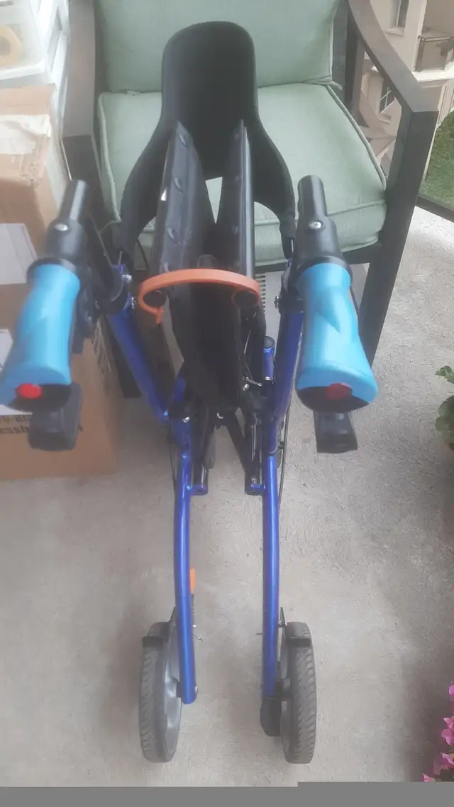 Walker/rollator high end by Airgo in Exercise Equipment in City of Toronto - Image 5
