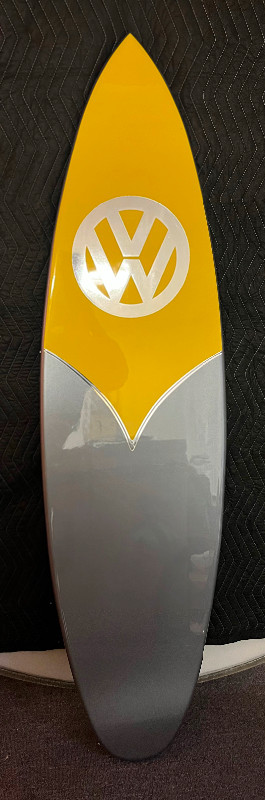 Volkswagen Surfboard in Other Parts & Accessories in Kitchener / Waterloo - Image 2