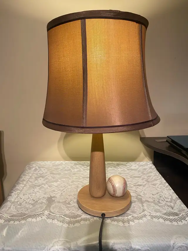 Vintage Baseball Lamp, Bat with ball 22” High (Working) in Indoor Lighting & Fans in Hamilton - Image 2