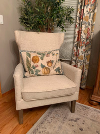 PICK UP TODAY!! Off White Accent Chair
