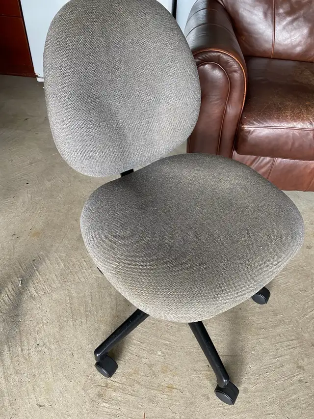 Office Task Chair