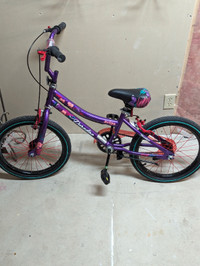 Kids bikes for sale varying sizes.