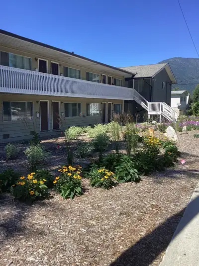 Silverking Listing PLEASE FILL OUT THIS RENTAL APPLICATION: https://forms.gle/gT3t5VPewX61TQaJ7 1Br...