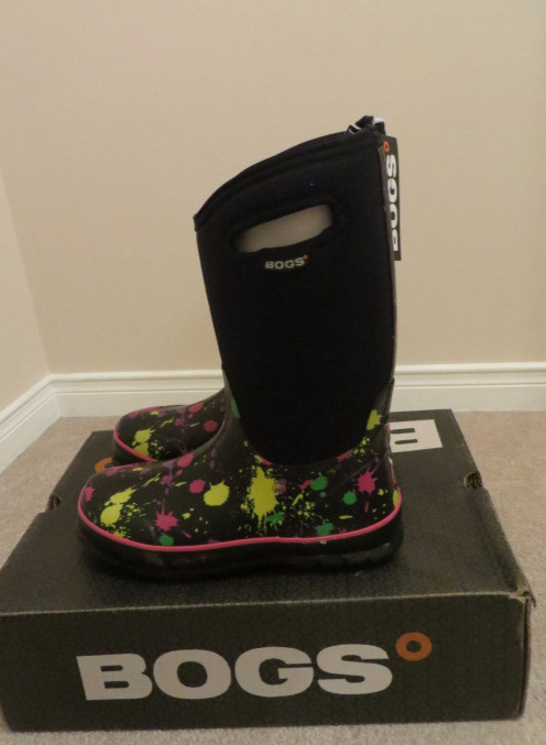 Bogs Classic High Handles Winter Snow Boots Size 6 in Kids & Youth in Markham / York Region