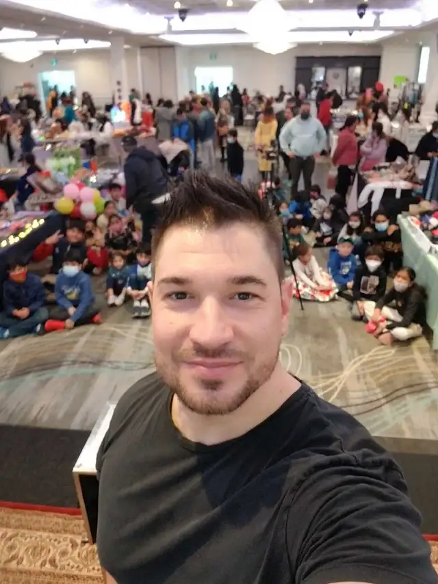 Magician64520059018498123