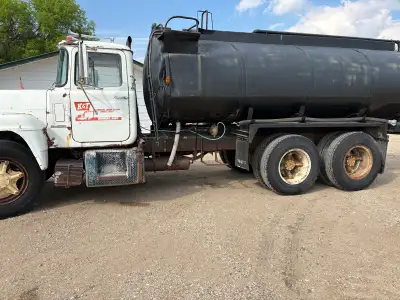 1973 Mack R600 water truck 6 cylinder (237) , 5 speed Haven’t used it much in last couple of years a...