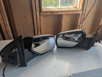 GMC/Chevrolet truck driver and passenger side mirrors