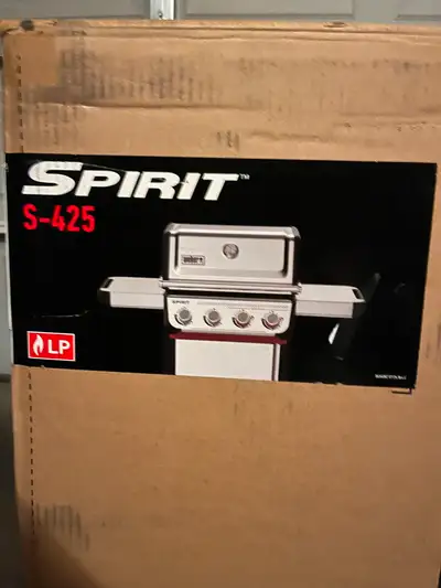 Weber Spirit S-425 Model BBQ. Brand New in box. $700.00