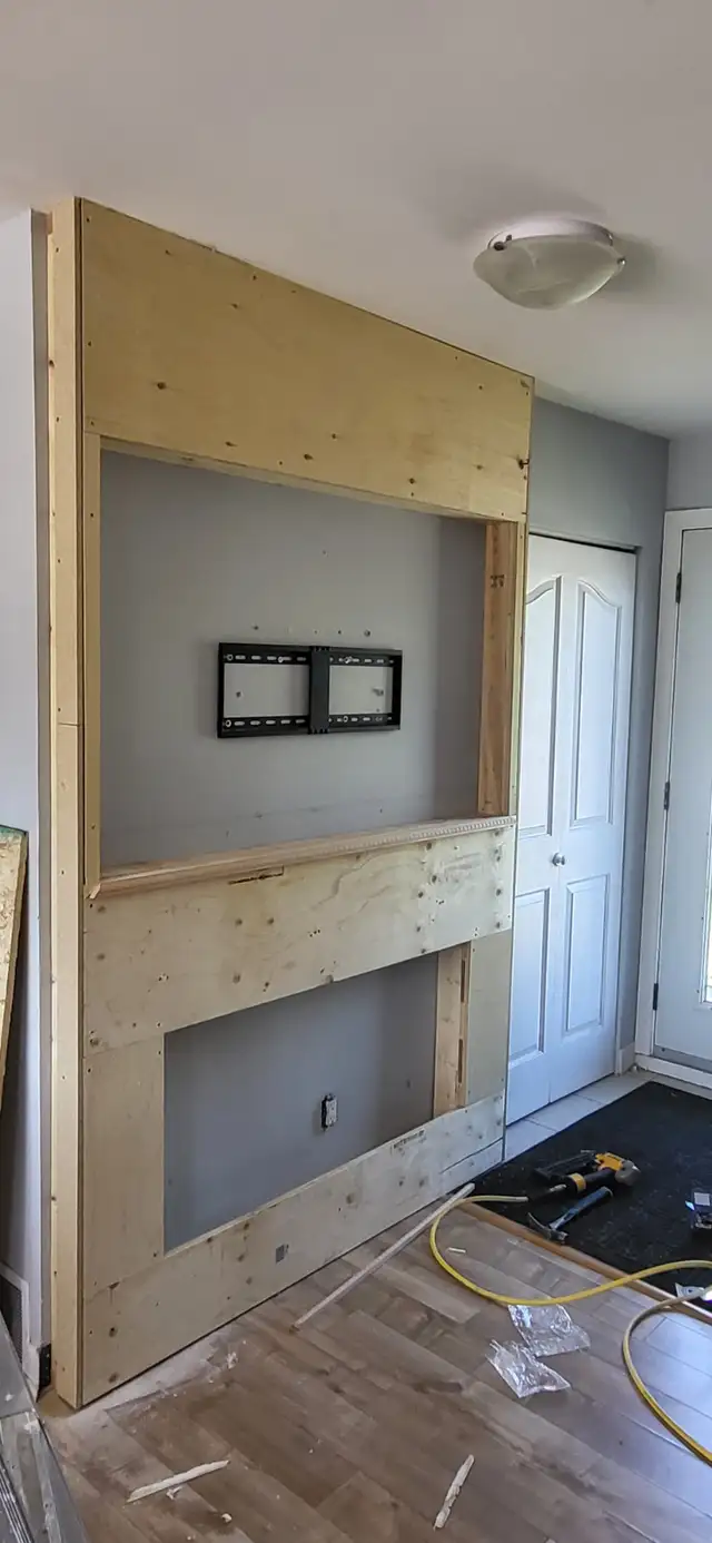 Interior renovation work63005663210369122