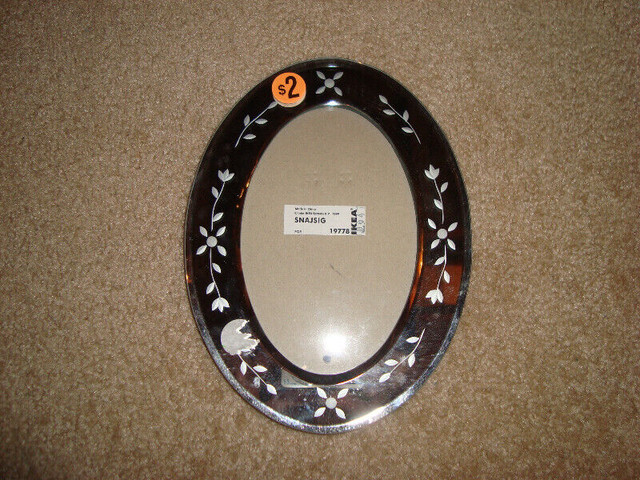 Oval Mirror Picture Frame in Home Décor & Accents in Kingston