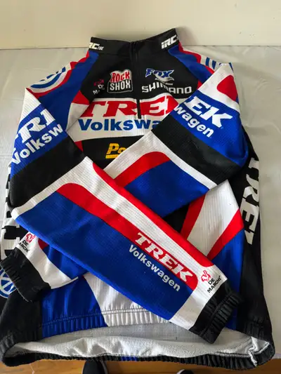 TREK VOLKSWAGEN CYCLING JERSEY MEN'S POWERBAR ROCK SHIMANO, View more