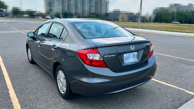 2012 Honda Civic for sale in Cars & Trucks in City of Toronto - Image 2