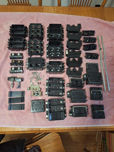 Plusieurs pièces pour panneau fusible, View more