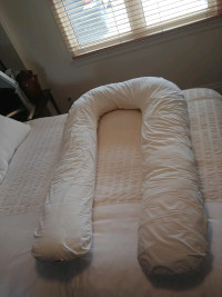 U-Shape Body Pillow for Sale!