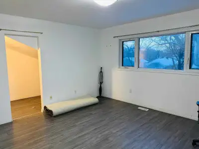 1 Bedroom Apartment for Rent – Excellent Central Location Utilities Included | Partially Furnished |...