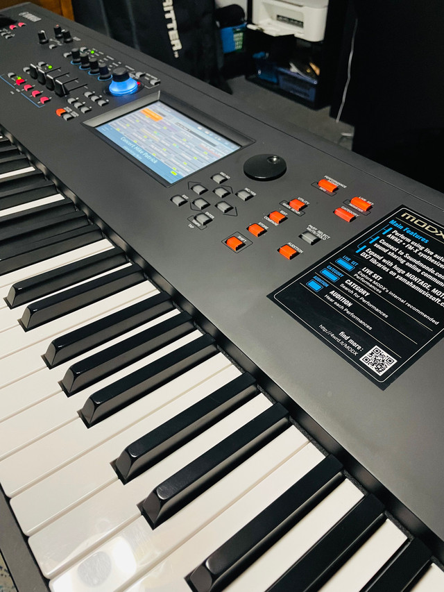 Yamaha Modx8 Modx 8 dans Pianos et claviers  à Saguenay - Image 3
