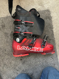 Lange ski boots