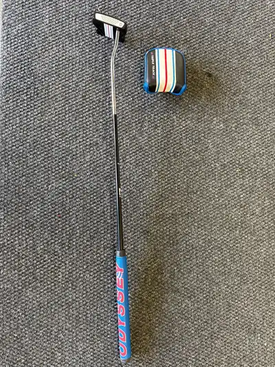 Odyssey Triple Track Putter Left Handed, View more