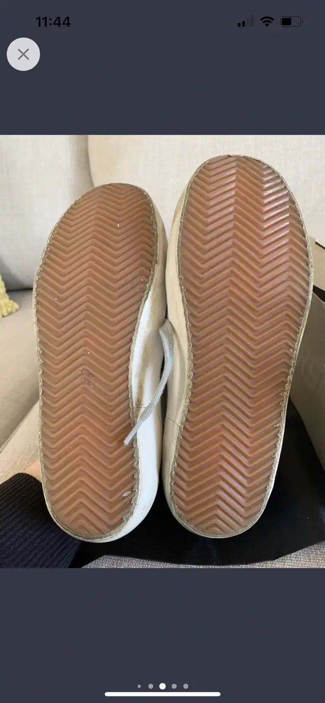 Authentic Golden goose women’s sneakers in Women's - Shoes in Edmonton - Image 8