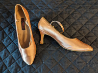 Ballroom dance shoes satin size 10, 3" heel