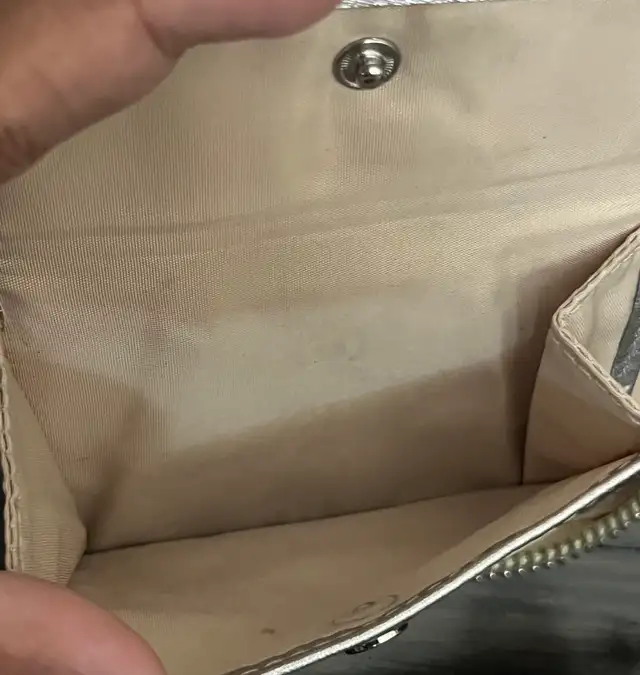 Coach poppy vintage Y2K floral wallet in Women's - Bags & Wallets in Mississauga / Peel Region - Image 6