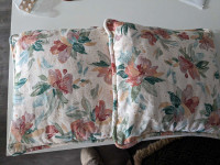 Two Pillows 