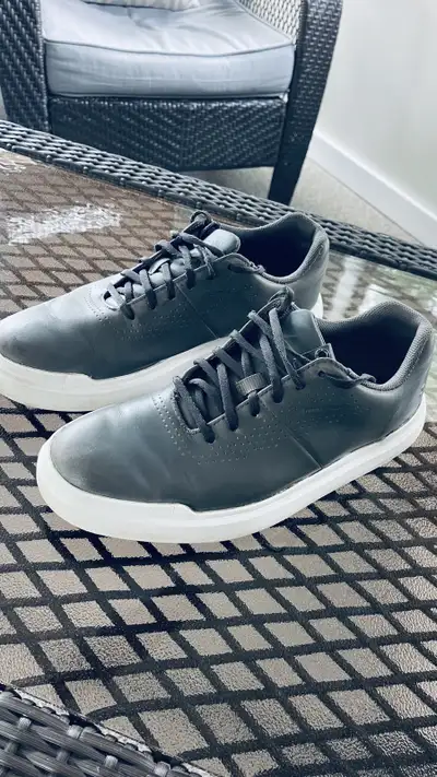 Men’s footjoy contour leather golf shoes 9.5, View more