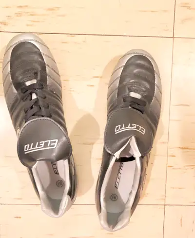 Elletto Football Shoes , View more