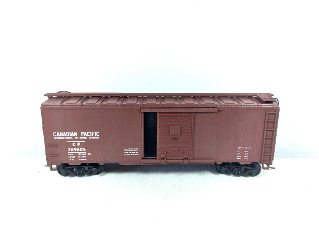 HO Train Athearn CPR 40' Steel Box Cars "Int. of Maine Division" in Hobbies & Crafts in Moncton - Image 4
