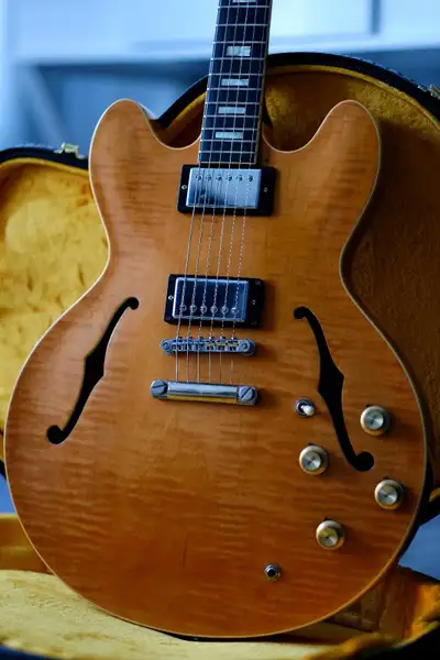 Gibson '63 ES-335 Figured VOS Memphis, View more