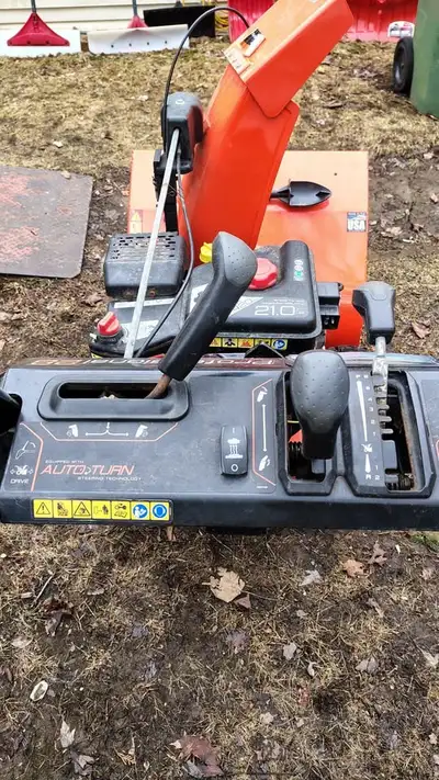 Souffleuse Ariens pro 28 Autoturn 420cc, View more
