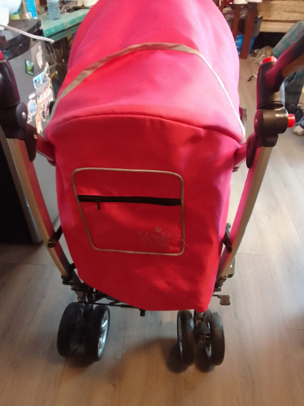 Baby stroller gently used $100 in Strollers, Carriers & Car Seats in Mississauga / Peel Region - Image 2