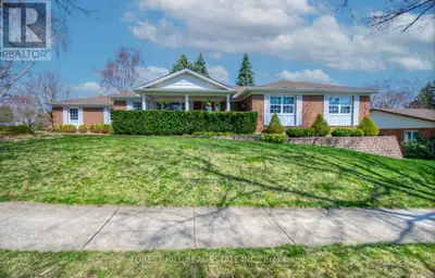 Located in a very quiet, mature west galt neighborhood of Cambridge, Close to public school with acc...